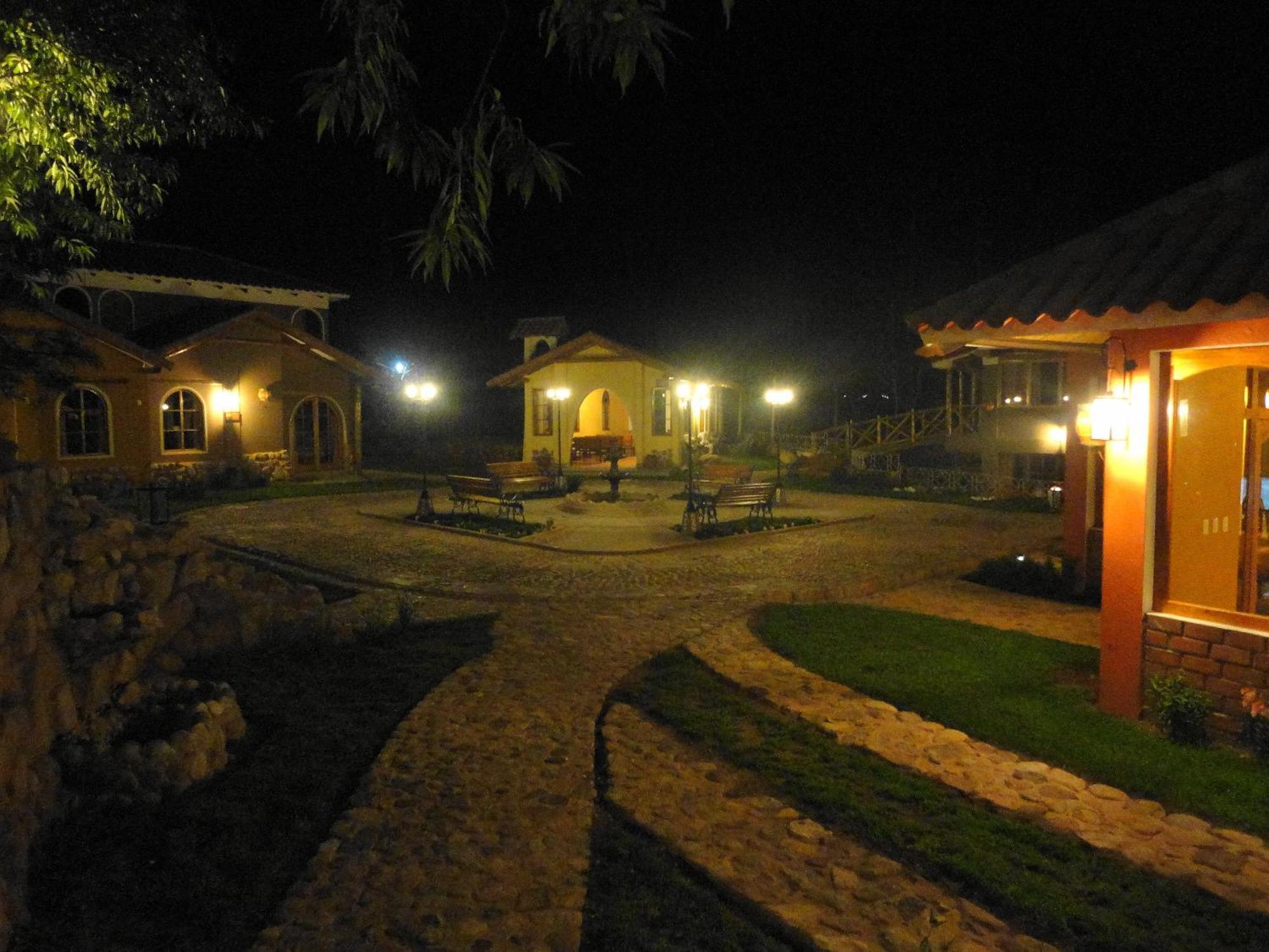 Hotel Pisonay Pueblo Urubamba Eksteriør bilde